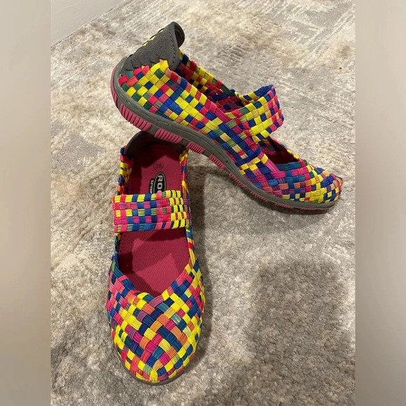 Rock Spring Shoes - Rock Spring Multicolor Woven Elastic Slip On Comfort Shoe Women’s Size 7.5/38
